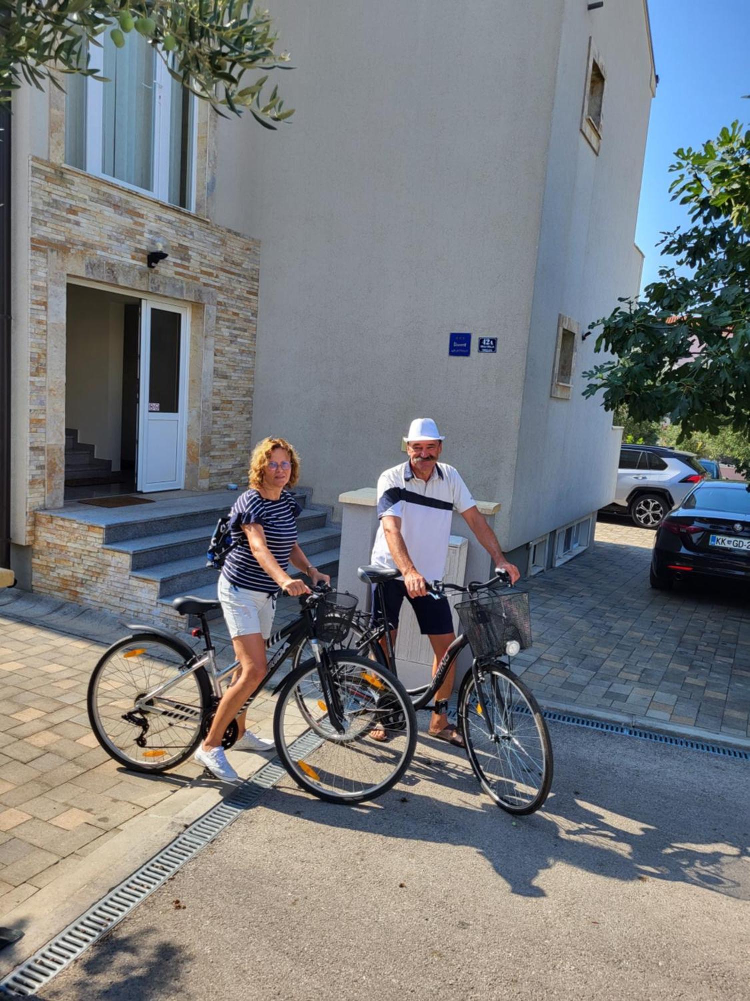Apartmani Bepo Sveti Filip i Jakov Bagian luar foto