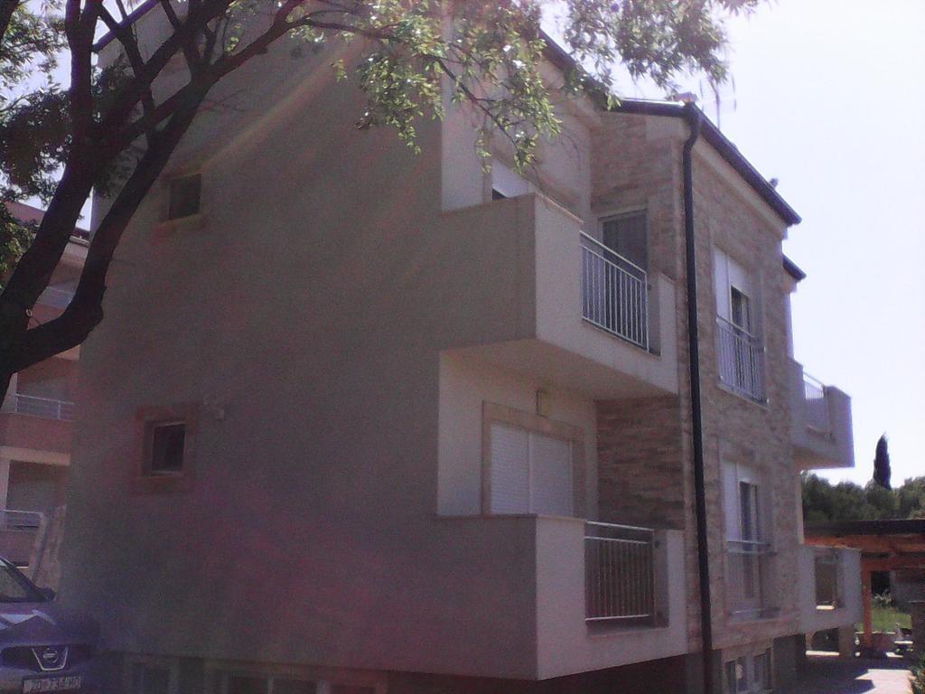 Apartmani Bepo Sveti Filip i Jakov Ruang foto