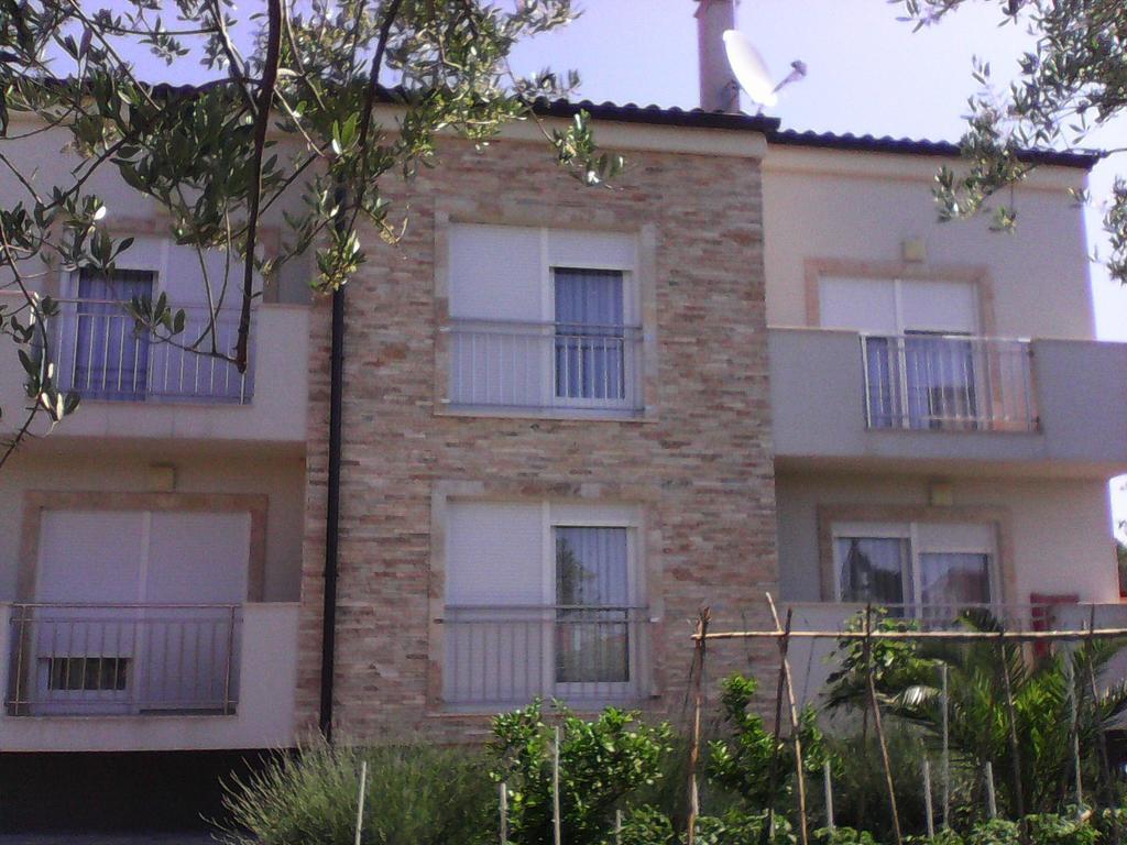 Apartmani Bepo Sveti Filip i Jakov Ruang foto
