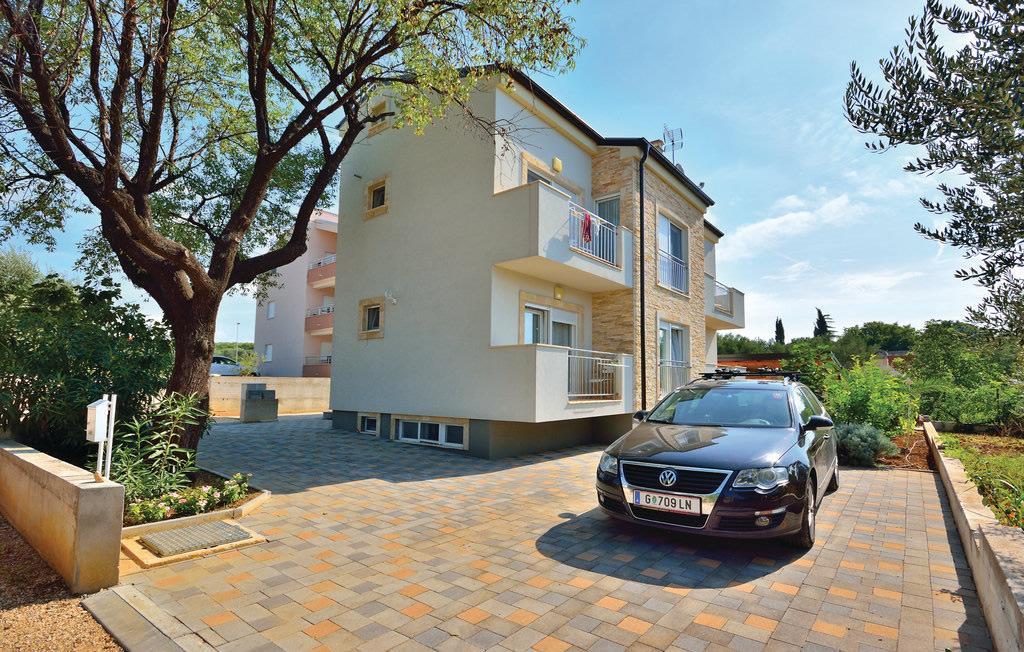 Apartmani Bepo Sveti Filip i Jakov Bagian luar foto